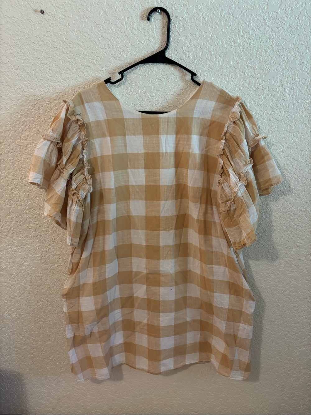 Who What Wear Cream & Tan Gingham Ruffle Sleeve Dress